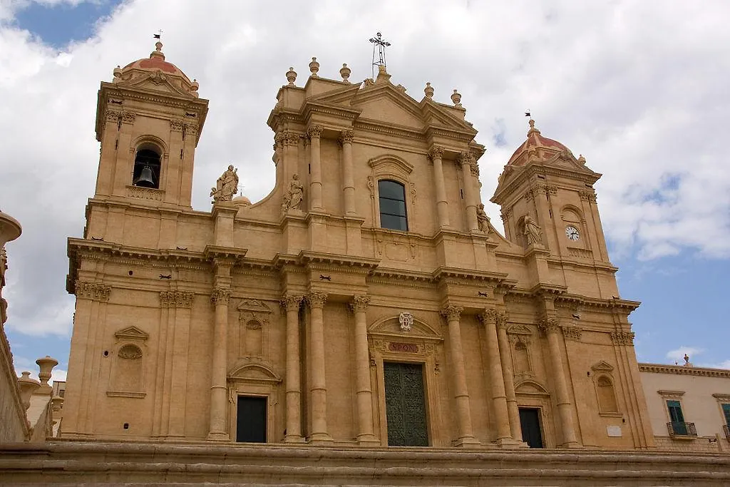 Il Sole Del Mediterraneo Noto Italy